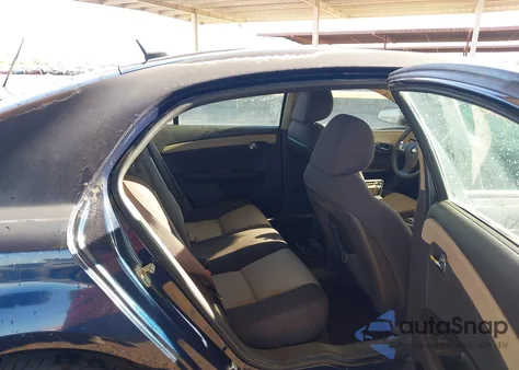 2011 Chevrolet Malibu Ls z USA, uszkodzony, nr VIN 1G1ZB5E12BF258089